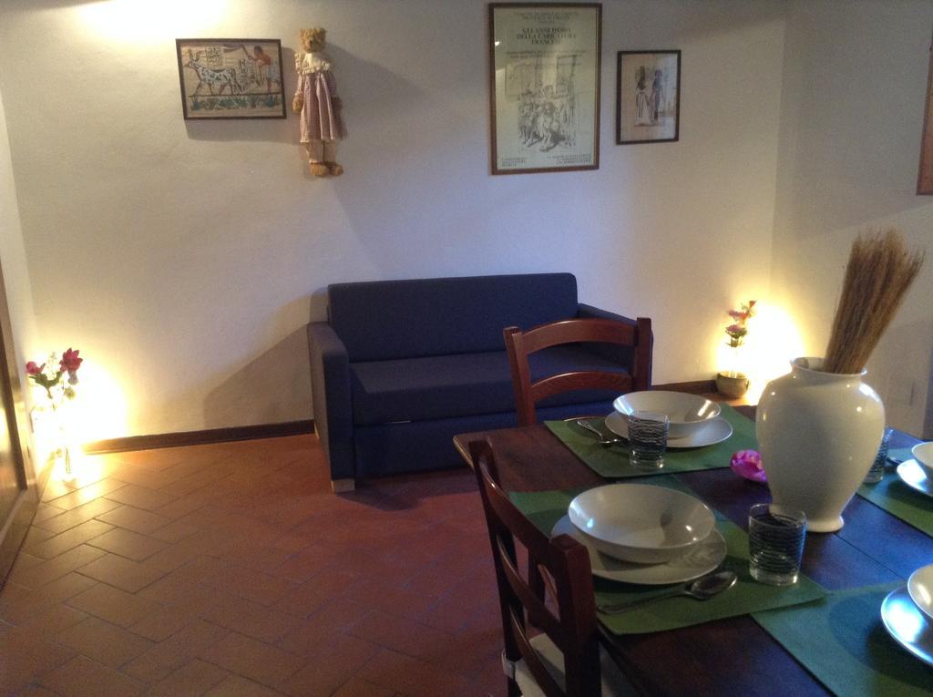 Vellutini Number One Apartment Florence Bilik gambar