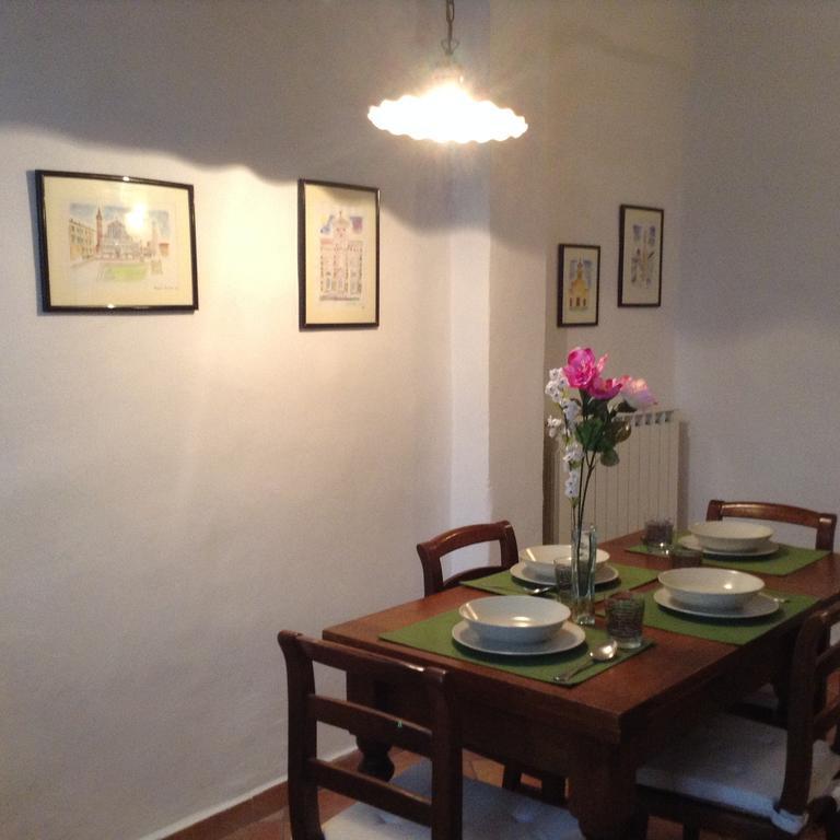 Vellutini Number One Apartment Florence Bilik gambar
